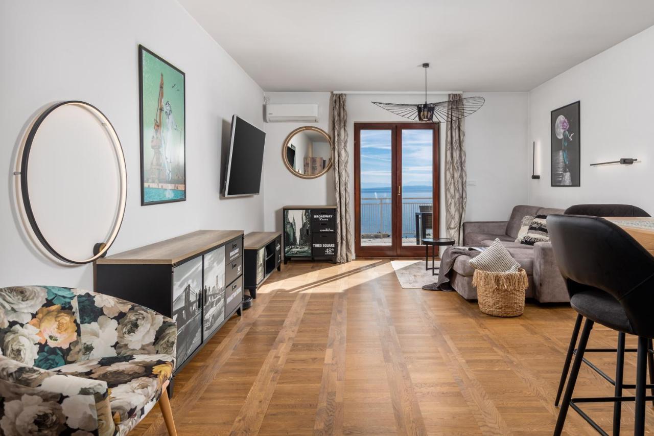 Apartment Mak Opatija Exterior photo